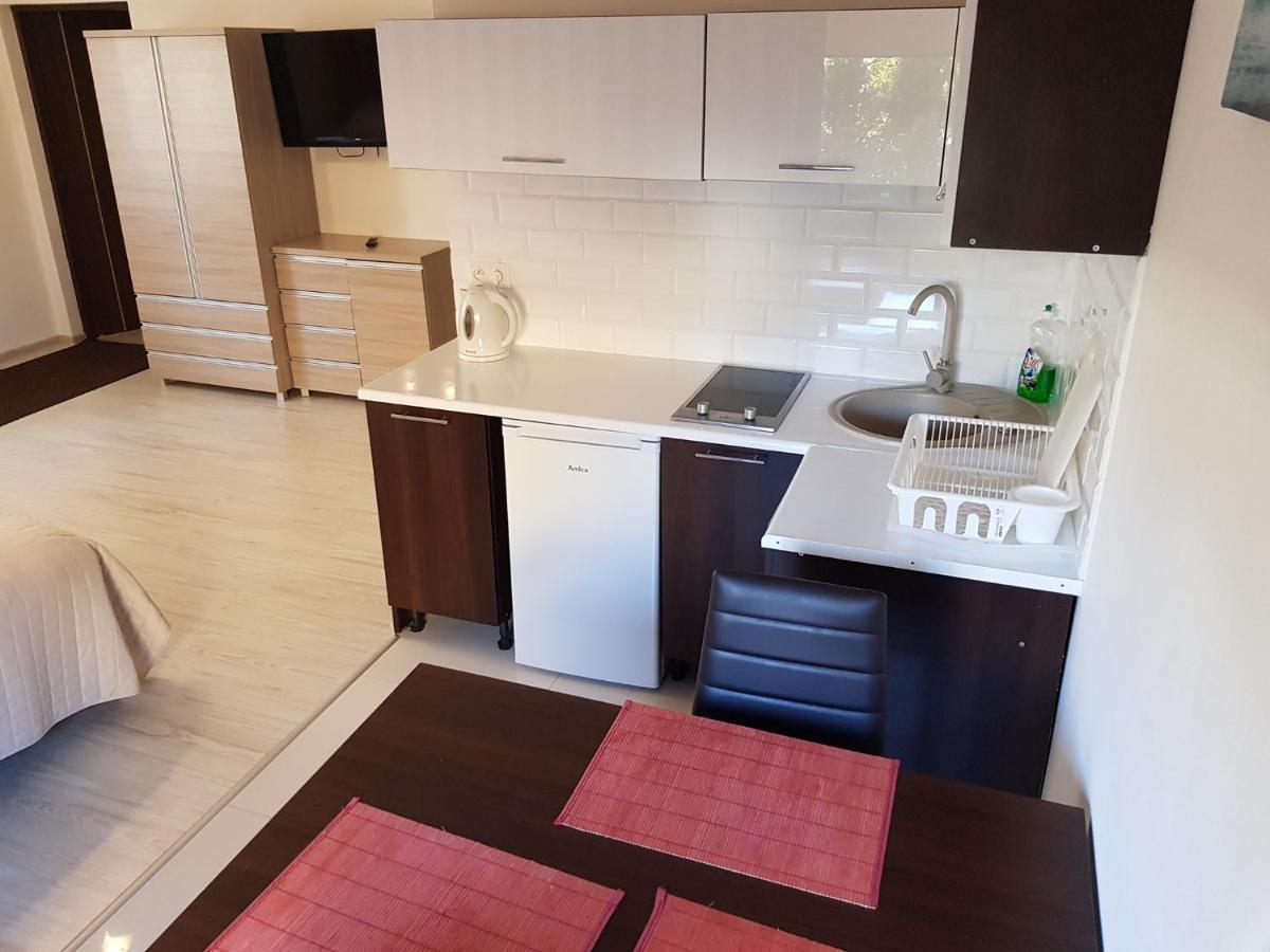 Apartamenty Maja -Pokoje - Domy Wakacyjne -Basen Podgrzewany -Jacuzzi - Sauna Leba Exterior photo