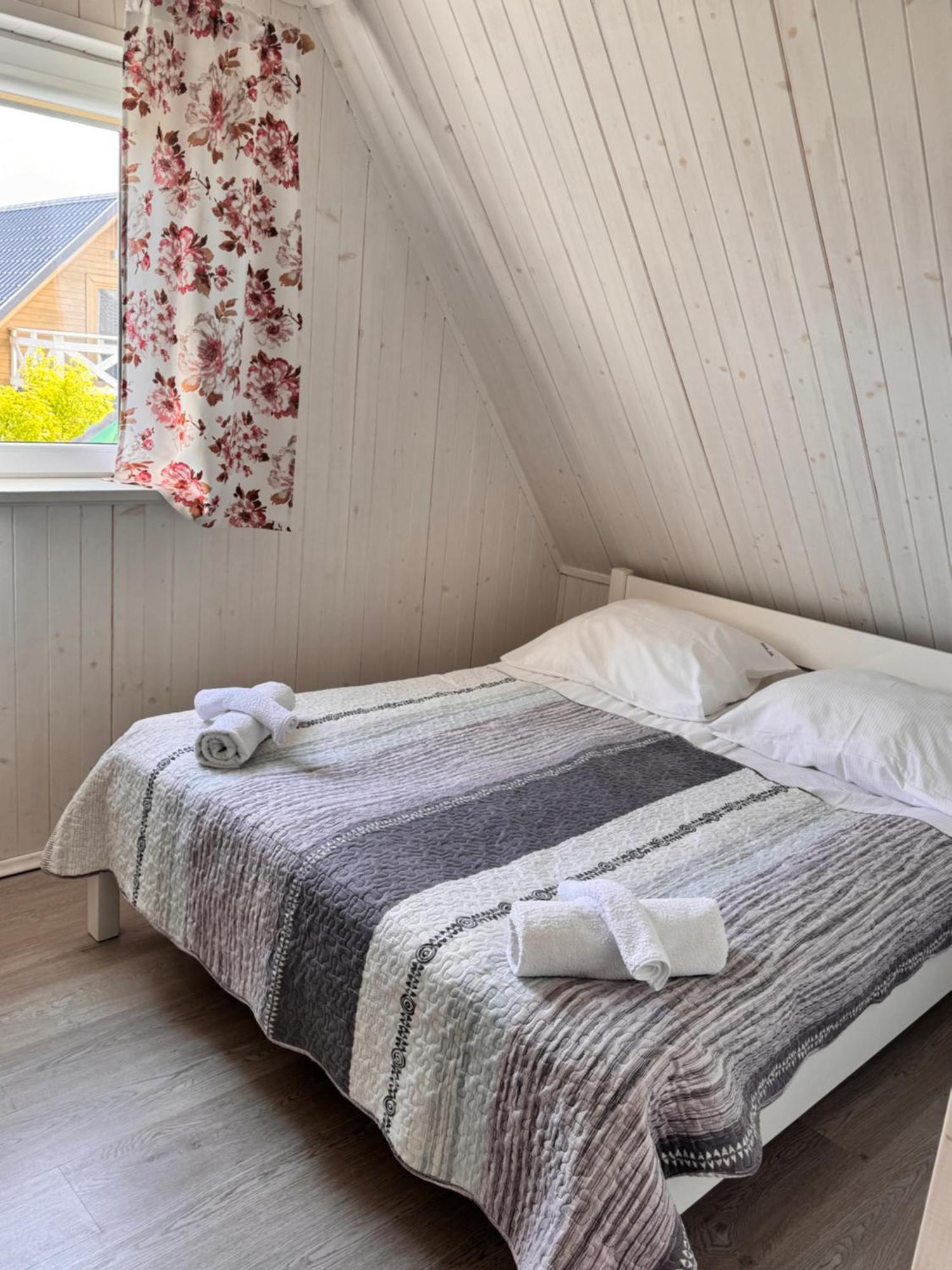 Apartamenty Maja -Pokoje - Domy Wakacyjne -Basen Podgrzewany -Jacuzzi - Sauna Leba Exterior photo